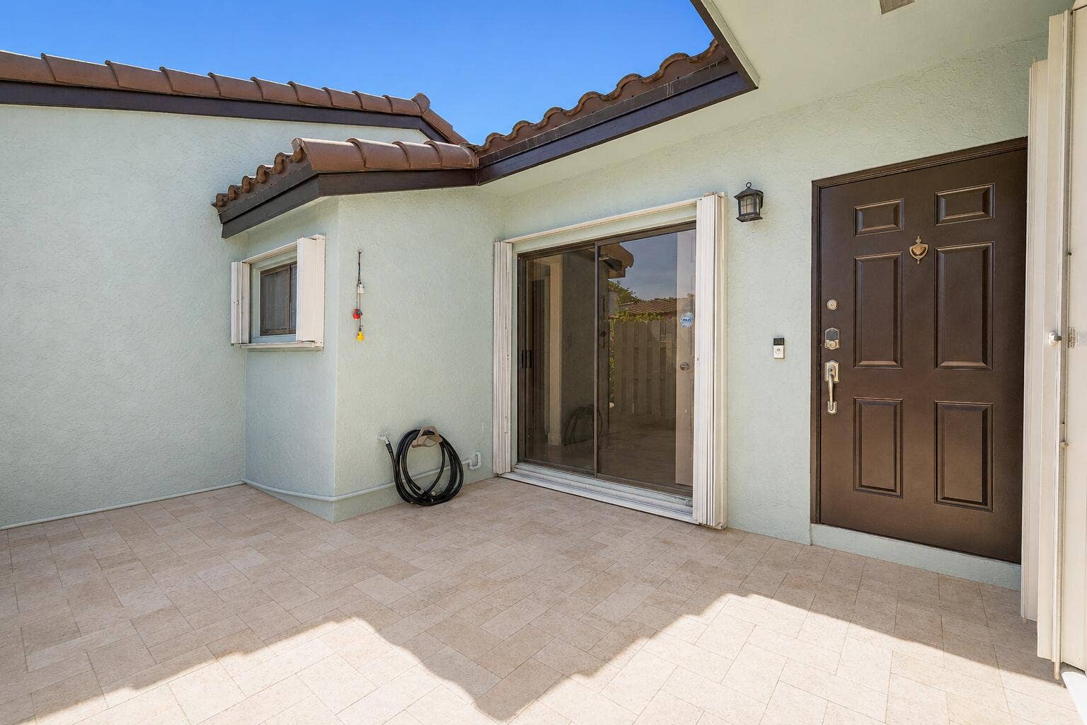 22354 Pineapple Walk Drive, Boca Raton, FL 33433 1000045205