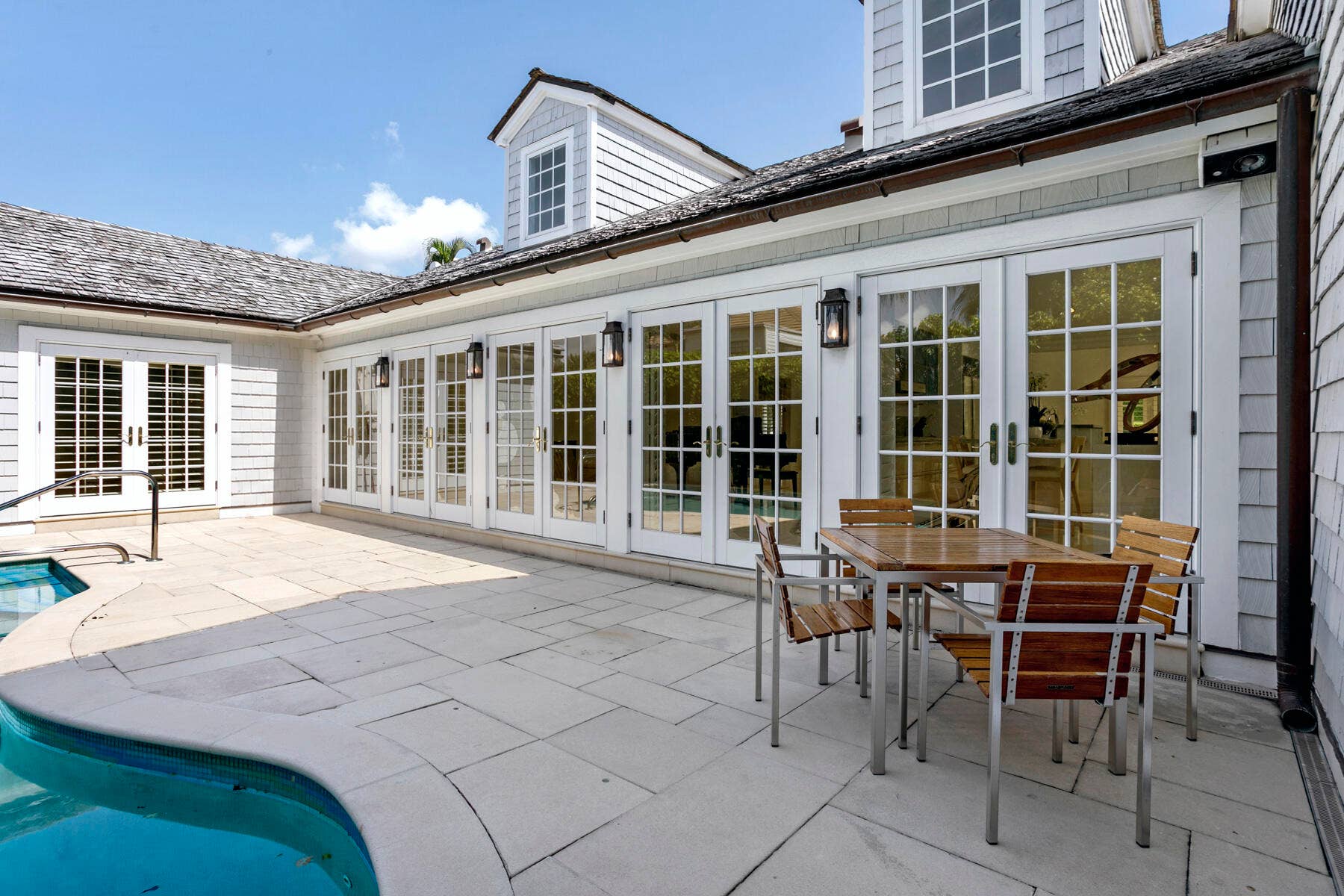 Pool / Back of Home