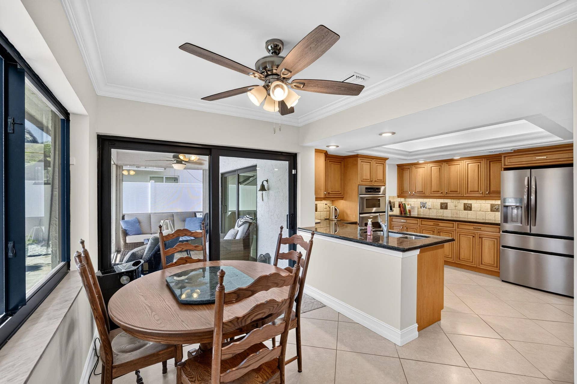 5570 NE 26th Ave 18