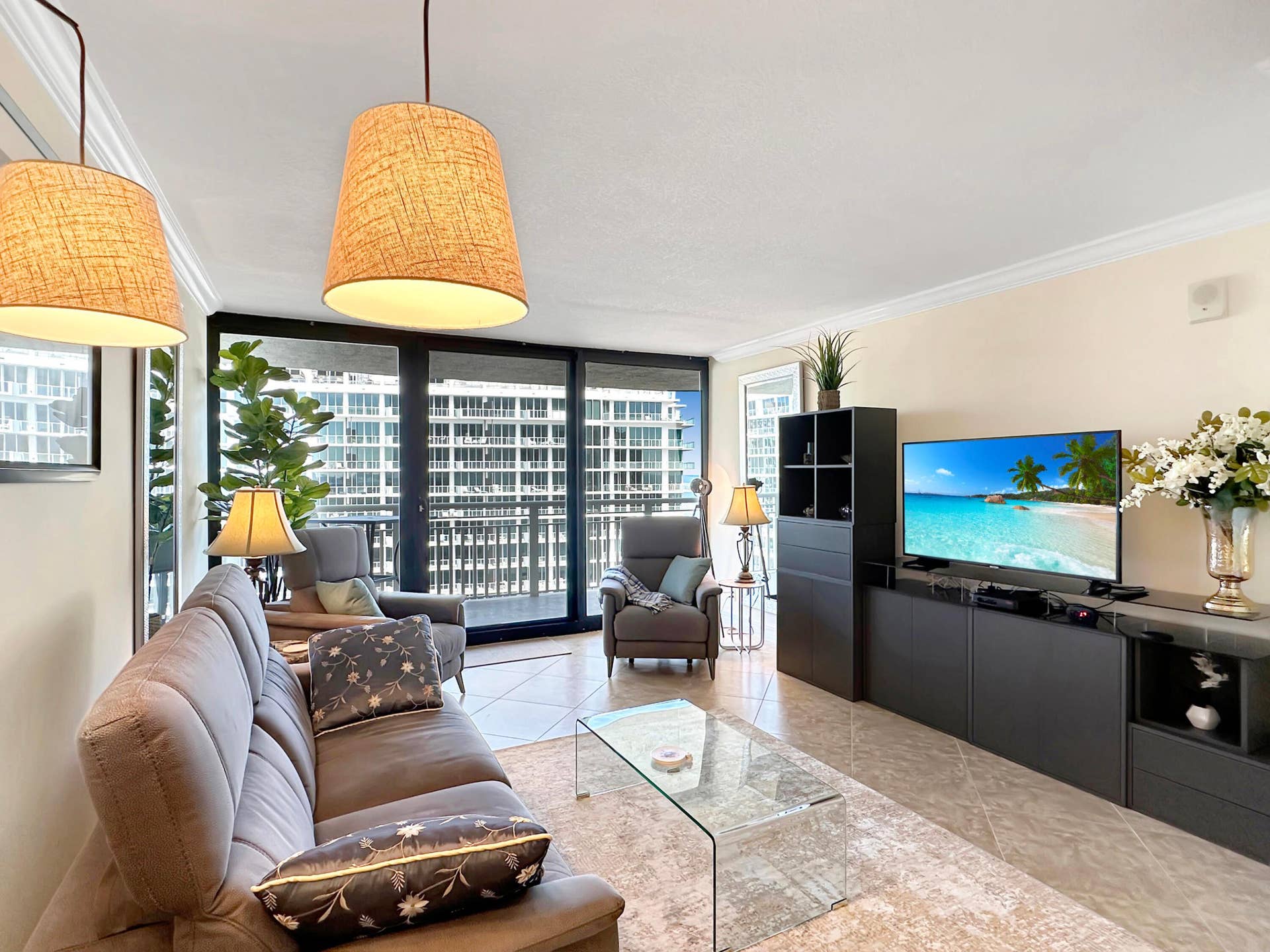 3000 N Ocean Drive, #20 B, Singer Island, FL 33404 Living Room