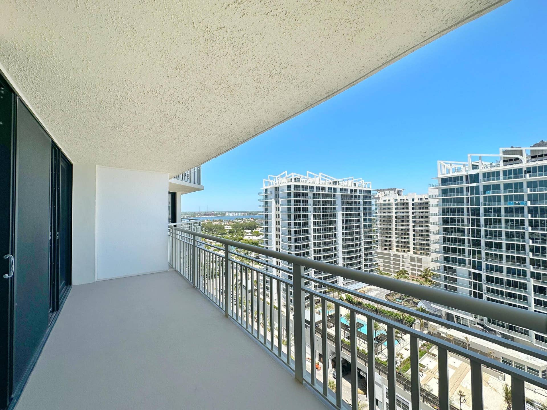 3000 N Ocean Drive, #20 B, Singer Island, FL 33404 Balcony with Intracoastal View
