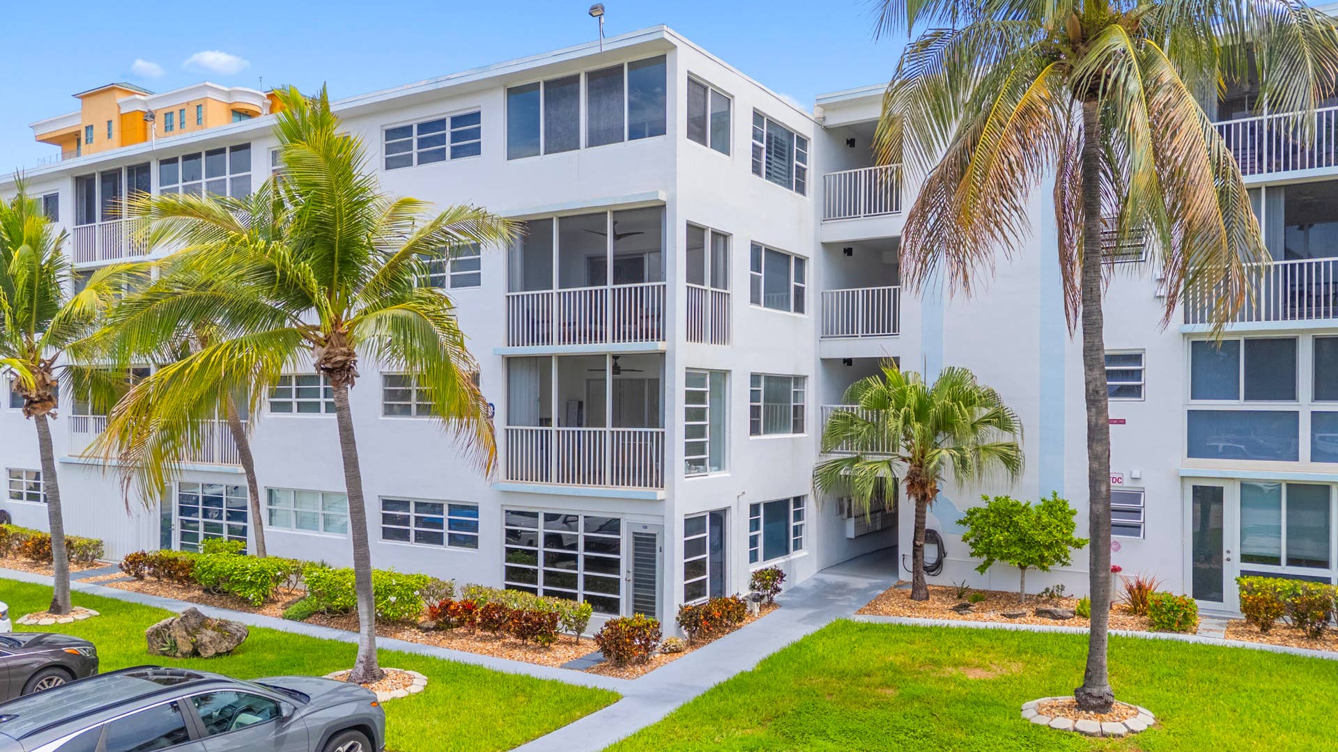 3201 NE 8th Street, #206, Pompano Beach, FL 33062 DJI_20260702121712_0001_D