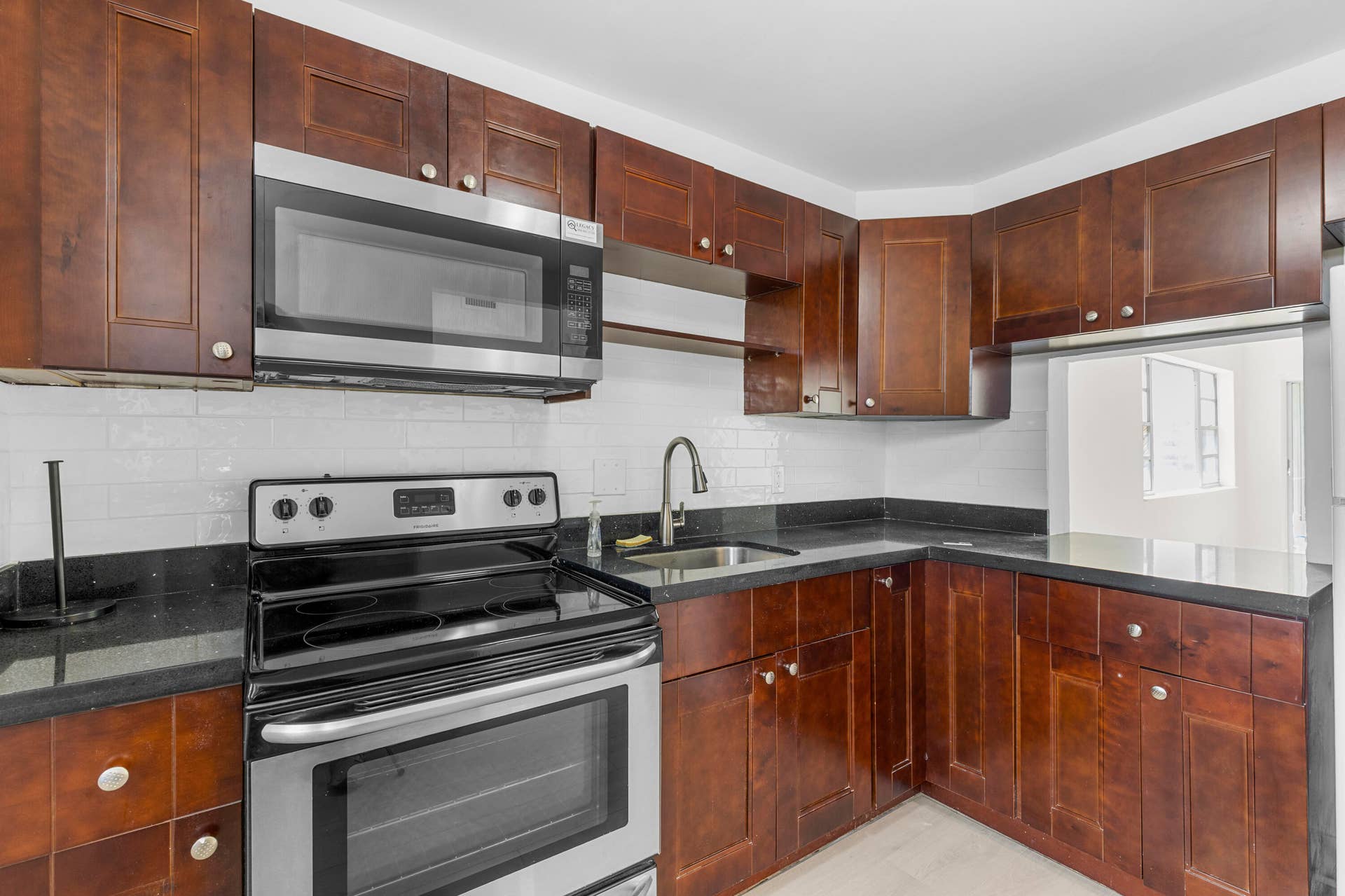 3201 NE 8th Street, #206, Pompano Beach, FL 33062 R6II1718