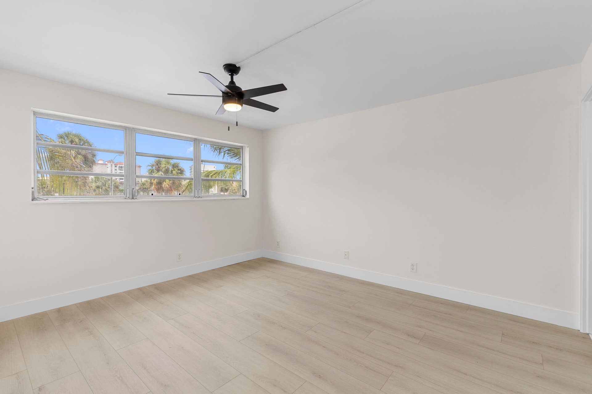 3201 NE 8th Street, #206, Pompano Beach, FL 33062 R6II1727
