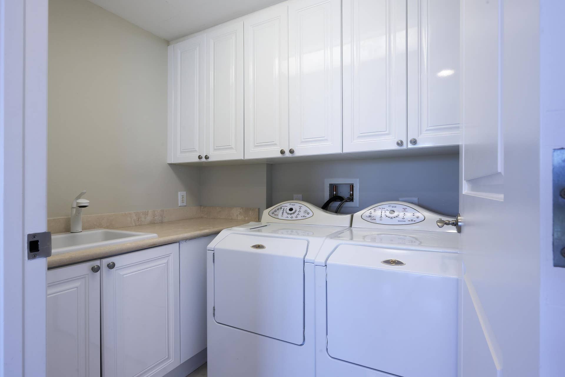 2700 N Ocean Drive, #306b, Riviera Beach, Singer Island, FL 33404 2700 N Ocean Drive Apt 306b-print-007-01