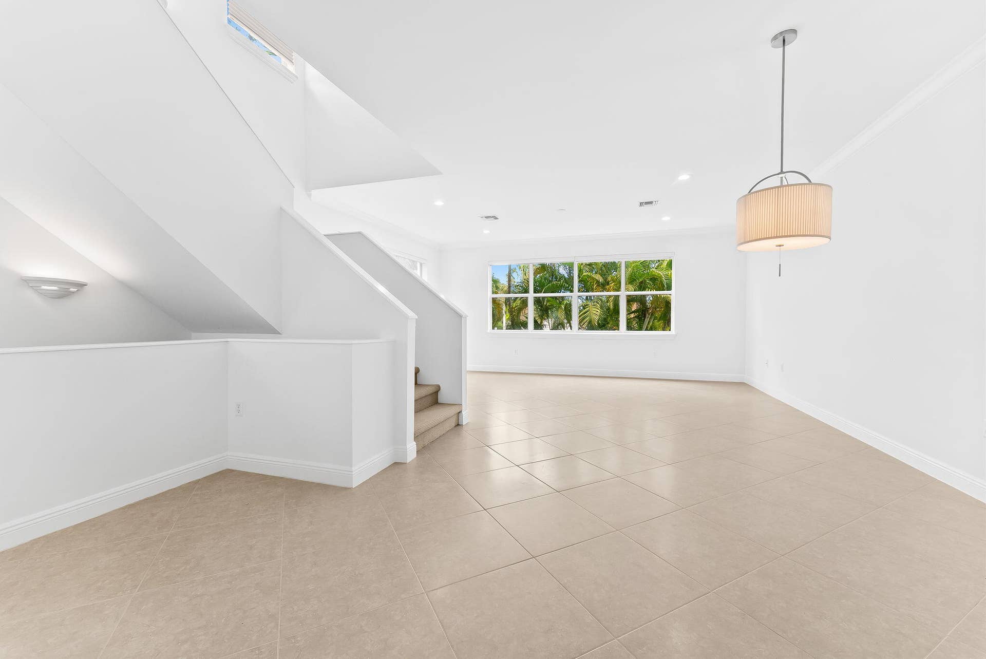 725 SW 4th Avenue, Fort Lauderdale, FL 33315 22-web-or-mls-DSC01351