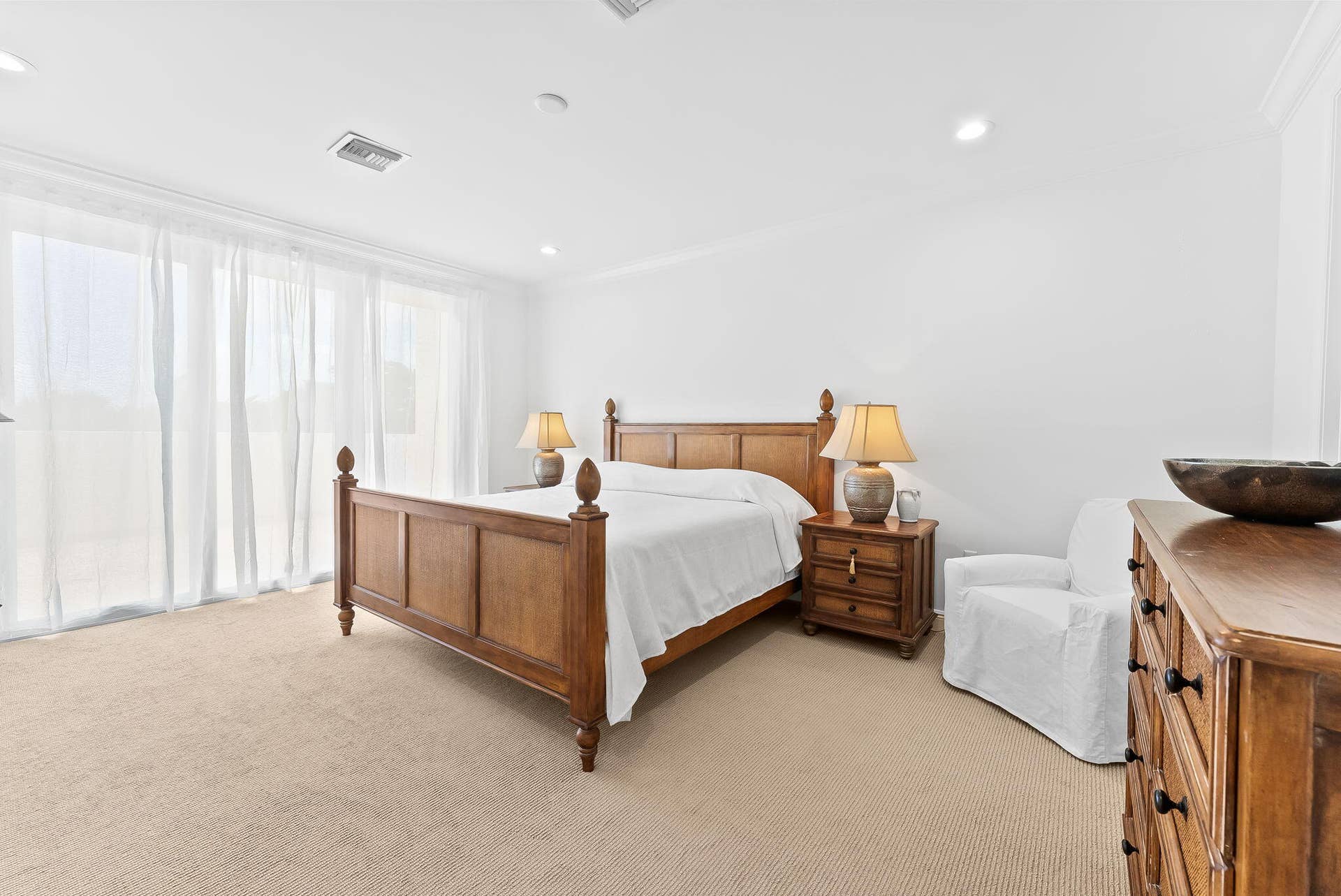 725 SW 4th Avenue, Fort Lauderdale, FL 33315 16-web-or-mls-DSC01324