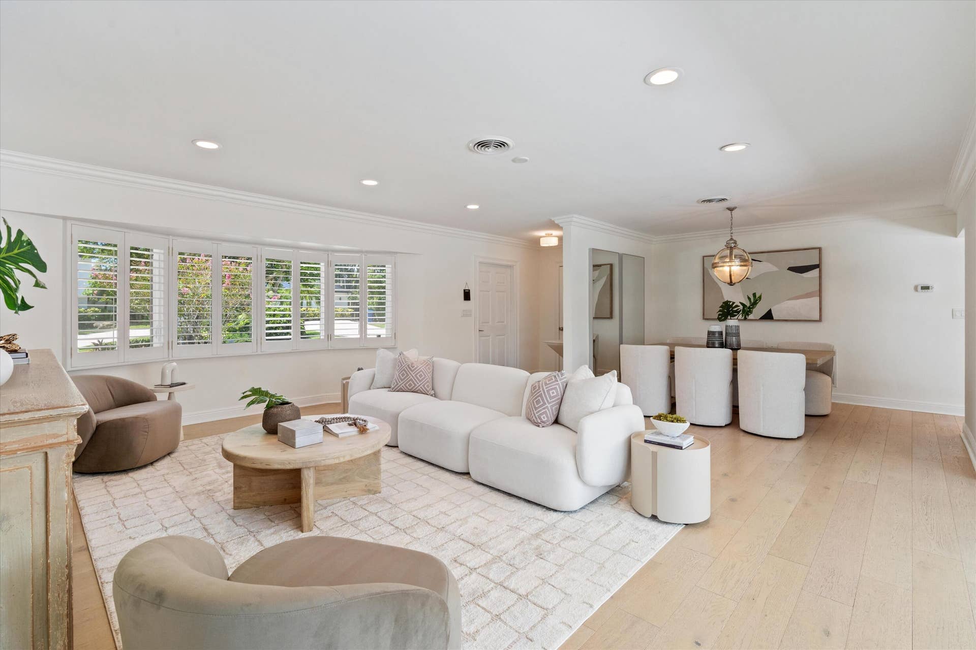 2889 NE 26th Street, Fort Lauderdale, FL 33305 03_beyc6a456cdfd45f6