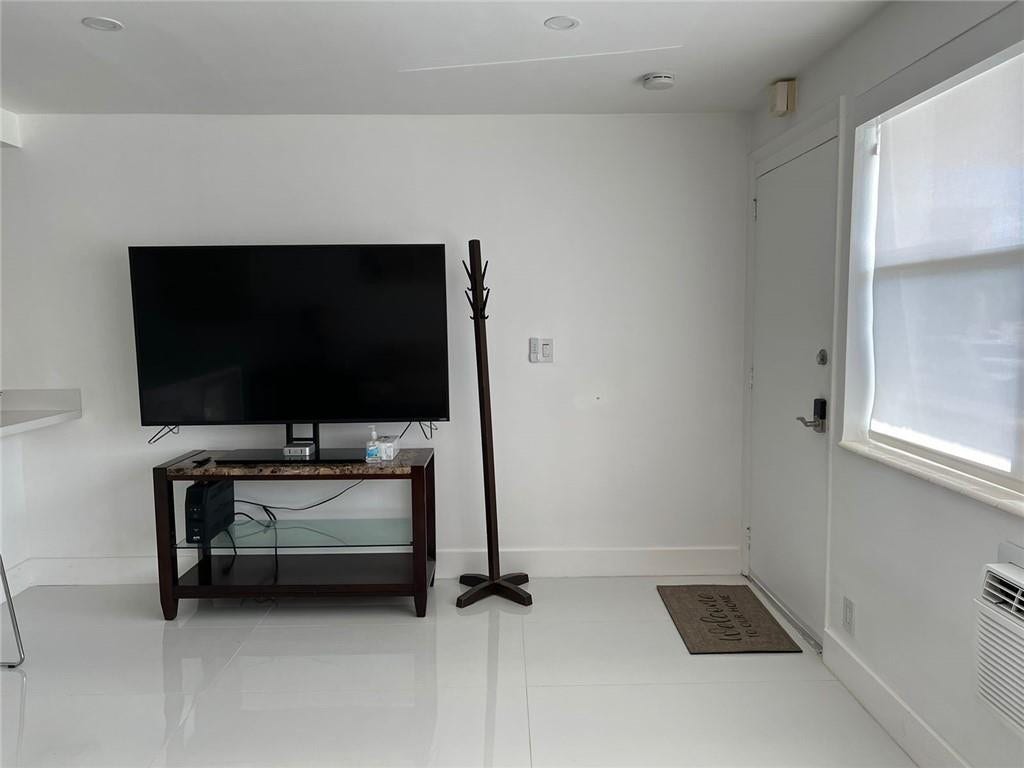 625 Antioch Avenue, #107, Fort Lauderdale, Fort Lauderdale, FL 33304 Photo 10