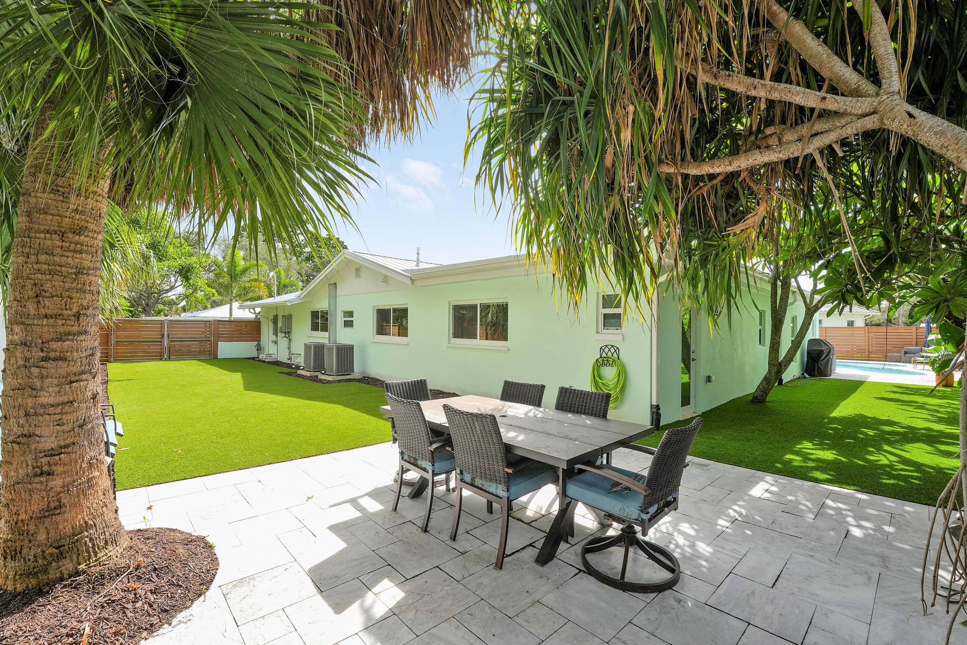 731 Cruiser Road S, North Palm Beach, FL 33408 House-28