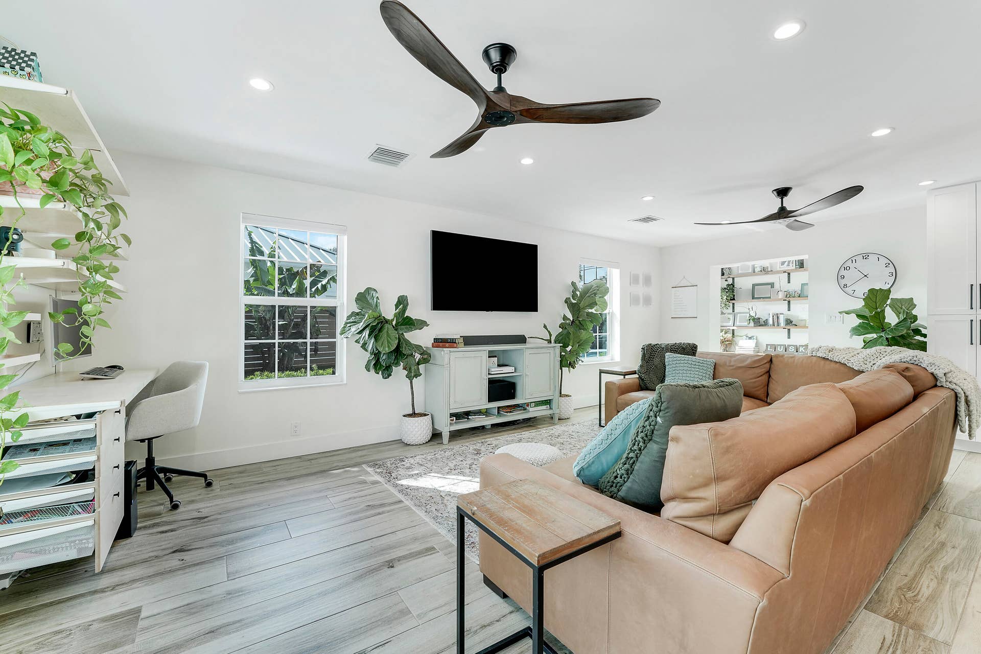 731 Cruiser Road S, North Palm Beach, FL 33408 House-11