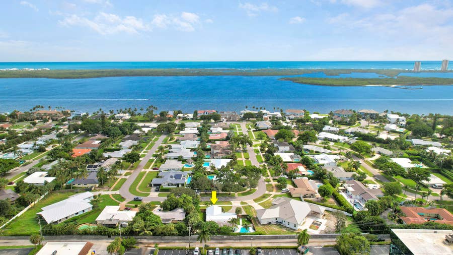 Property photo for 731 Cruiser Road S, North Palm Beach, FL