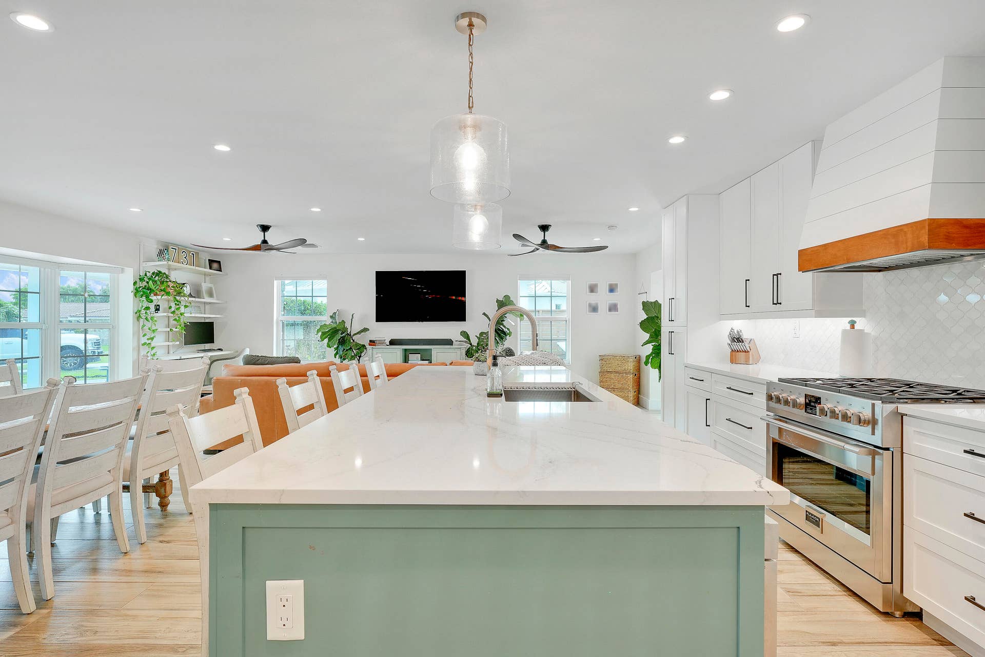 731 Cruiser Road S, North Palm Beach, FL 33408 House-35