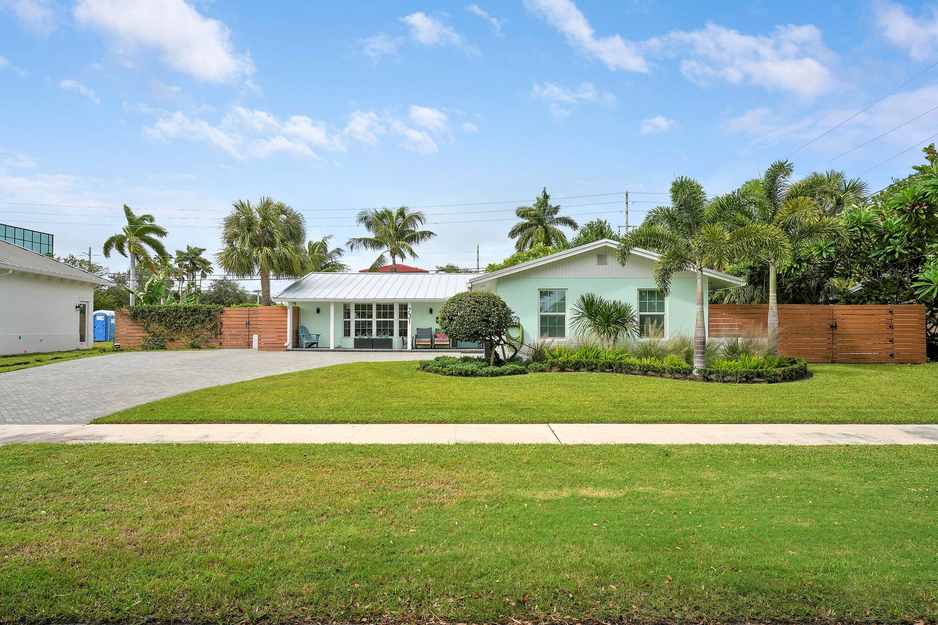 731 Cruiser Road S, North Palm Beach, FL 33408 House-40