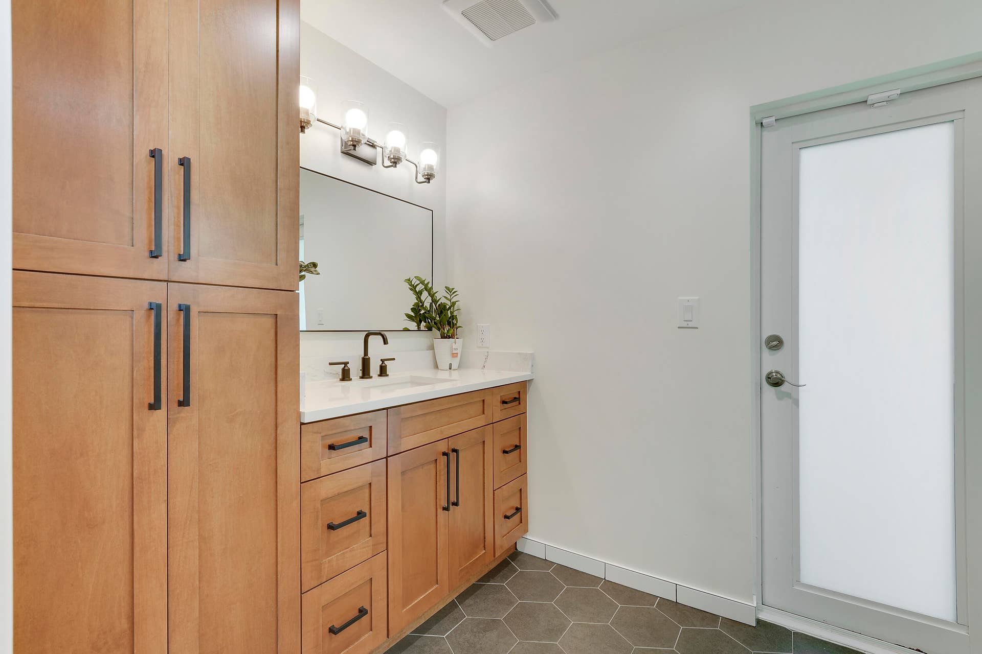 731 Cruiser Road S, North Palm Beach, FL 33408 House-21