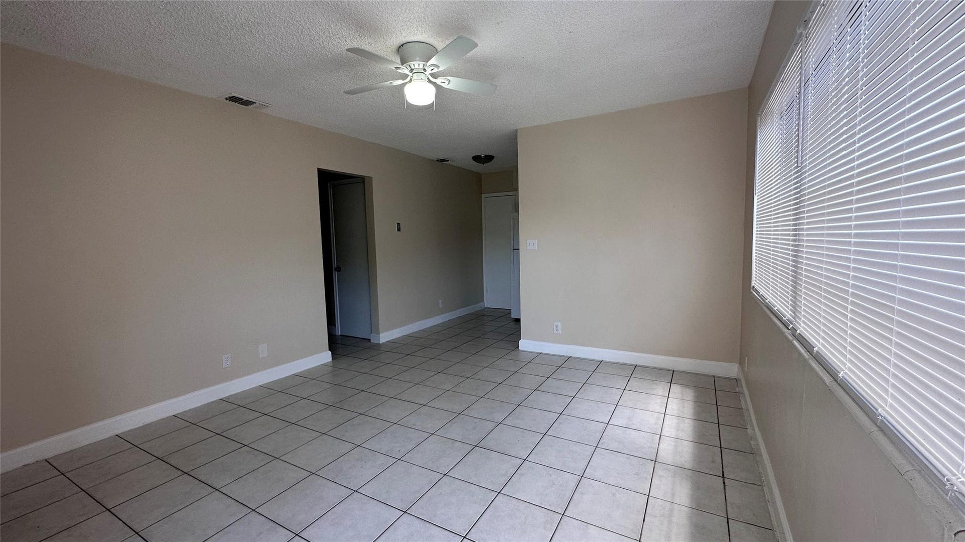 717 SE 16th Street, #5, Fort Lauderdale, FL 33316 Photo 4