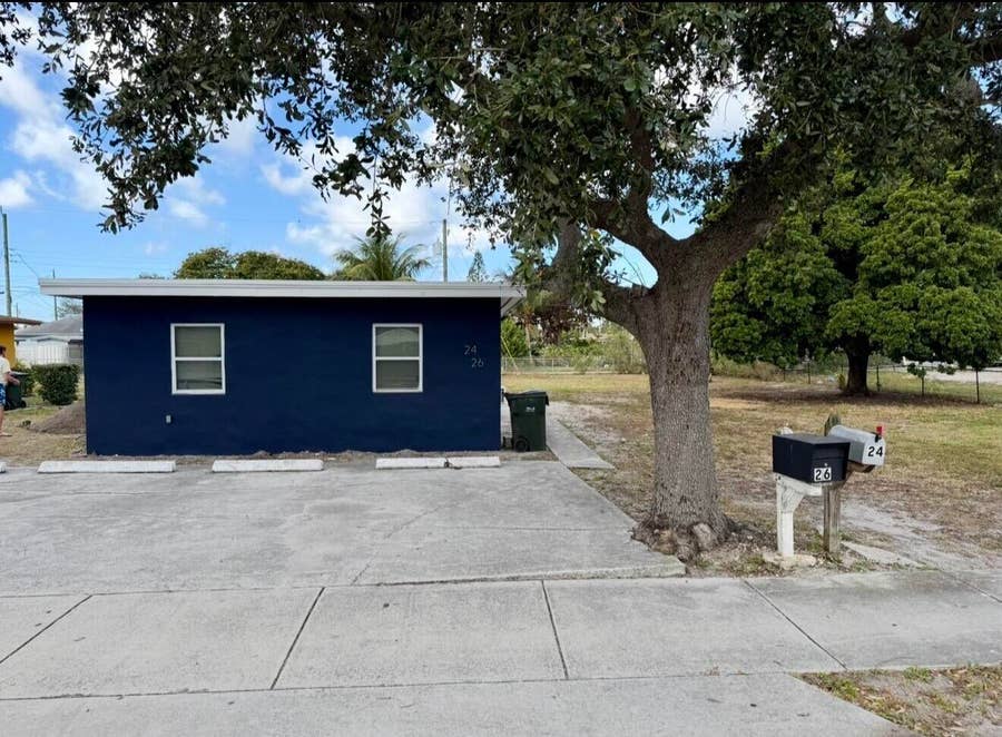 Property photo for 24 SW 10th Avenue, Delray Beach, FL
