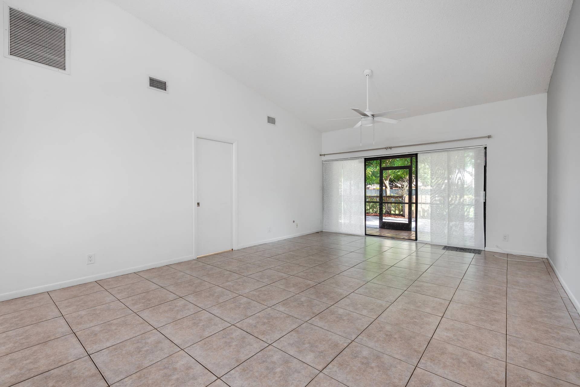1013 NW 53rd Street, Deerfield Beach, FL 33064 1013NW53rdStDeerfieldBeach-9