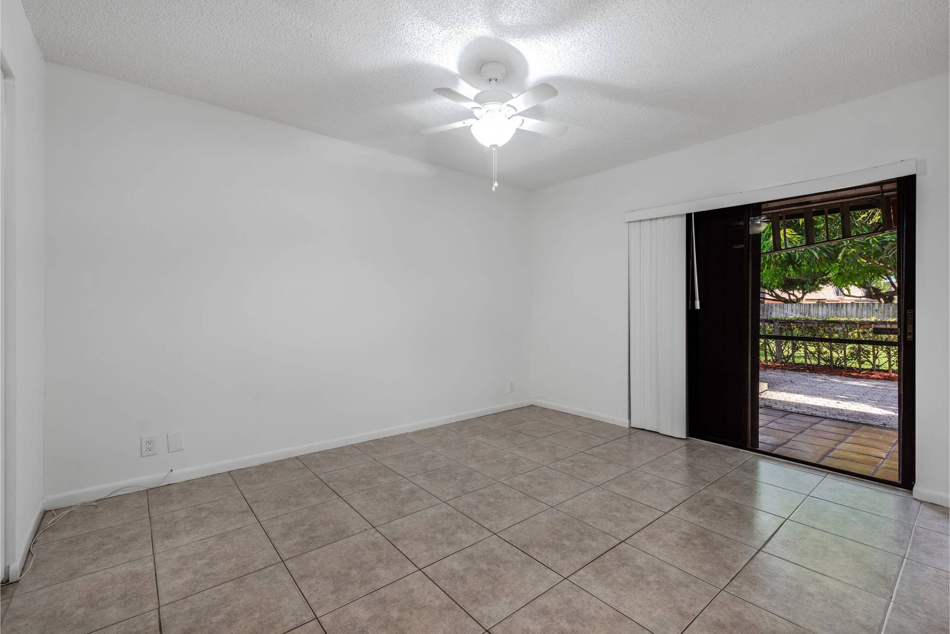 1013 NW 53rd Street, Deerfield Beach, FL 33064 1013NW53rdStDeerfieldBeach-10
