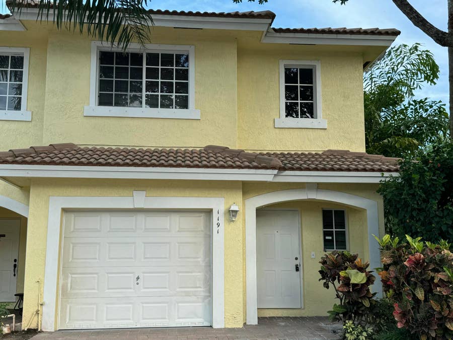 Property photo for 1191 Imperial Lake Road, West Palm Beach, FL