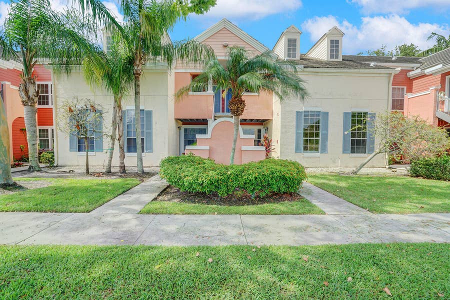 Property photo for 1385 Crystal Way, #M, Delray Beach, FL