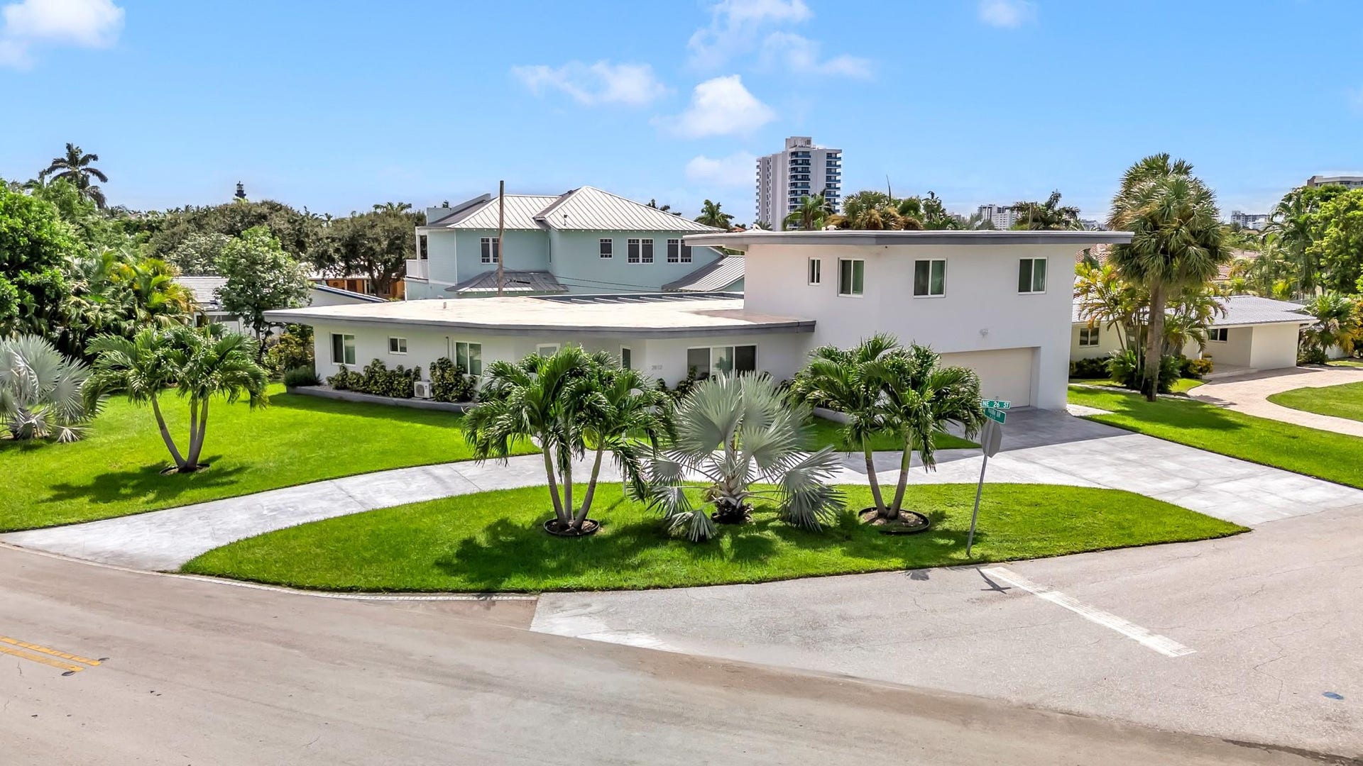 2812 NE 27th Street, Lighthouse Point, FL 33064 Photo 1