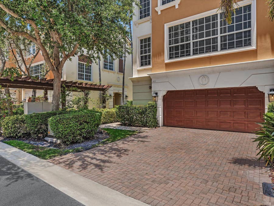Property photo for 5575 NE Trieste Way, Boca Raton, FL