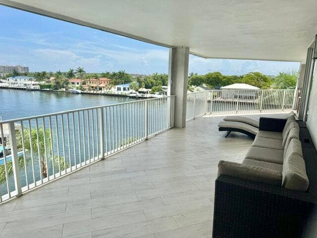 3100 NE 47th Court, #401, Fort Lauderdale, FL 33308 IMG_2587