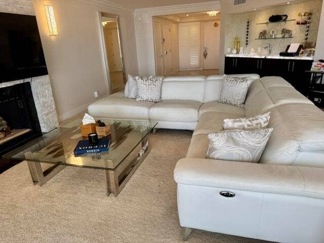 3100 NE 47th Court, #401, Fort Lauderdale, FL 33308 IMG_2589