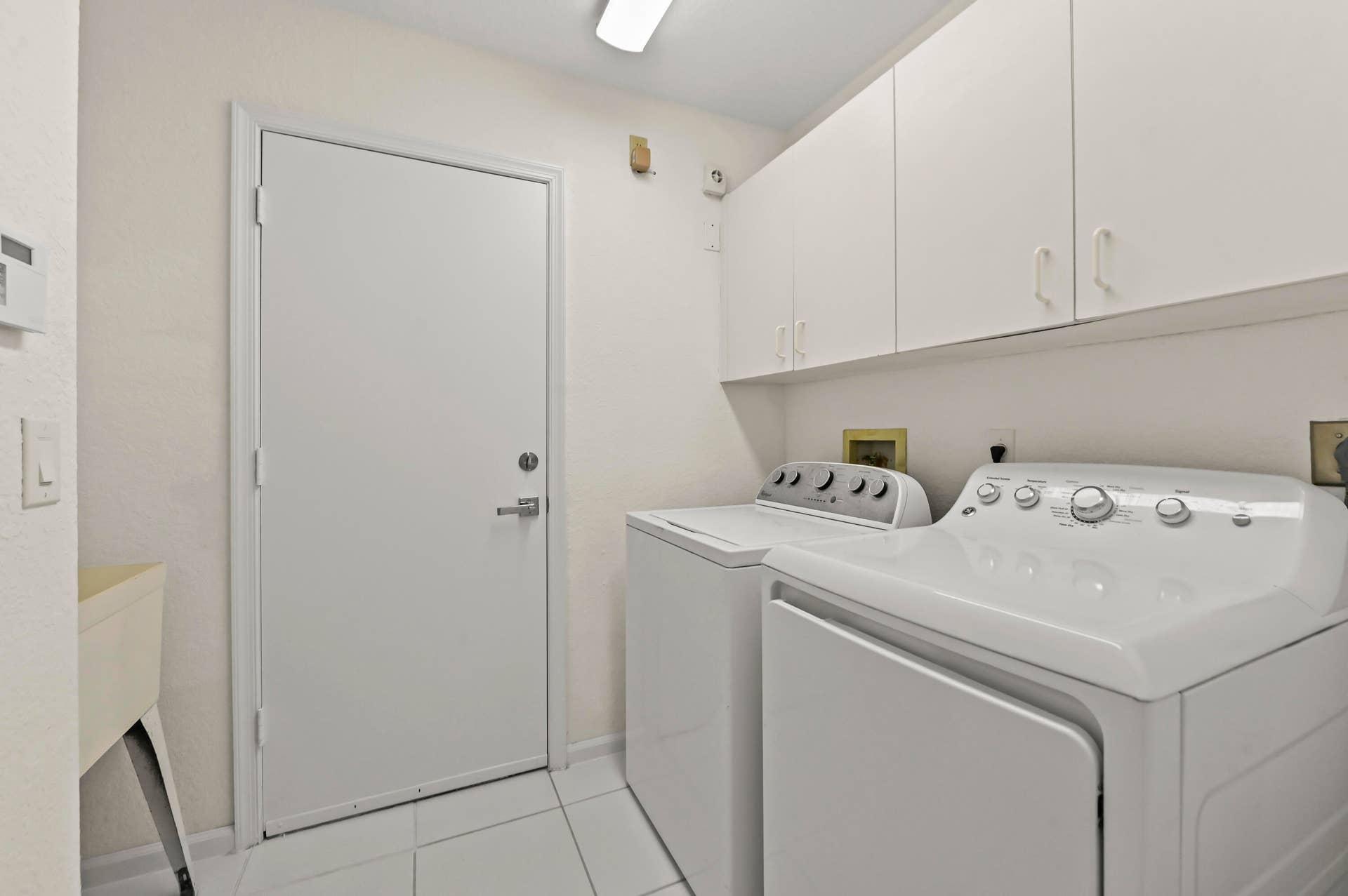 6226 Water Lilly Lane, Boynton Beach, FL 33437 20 Laundry room 01