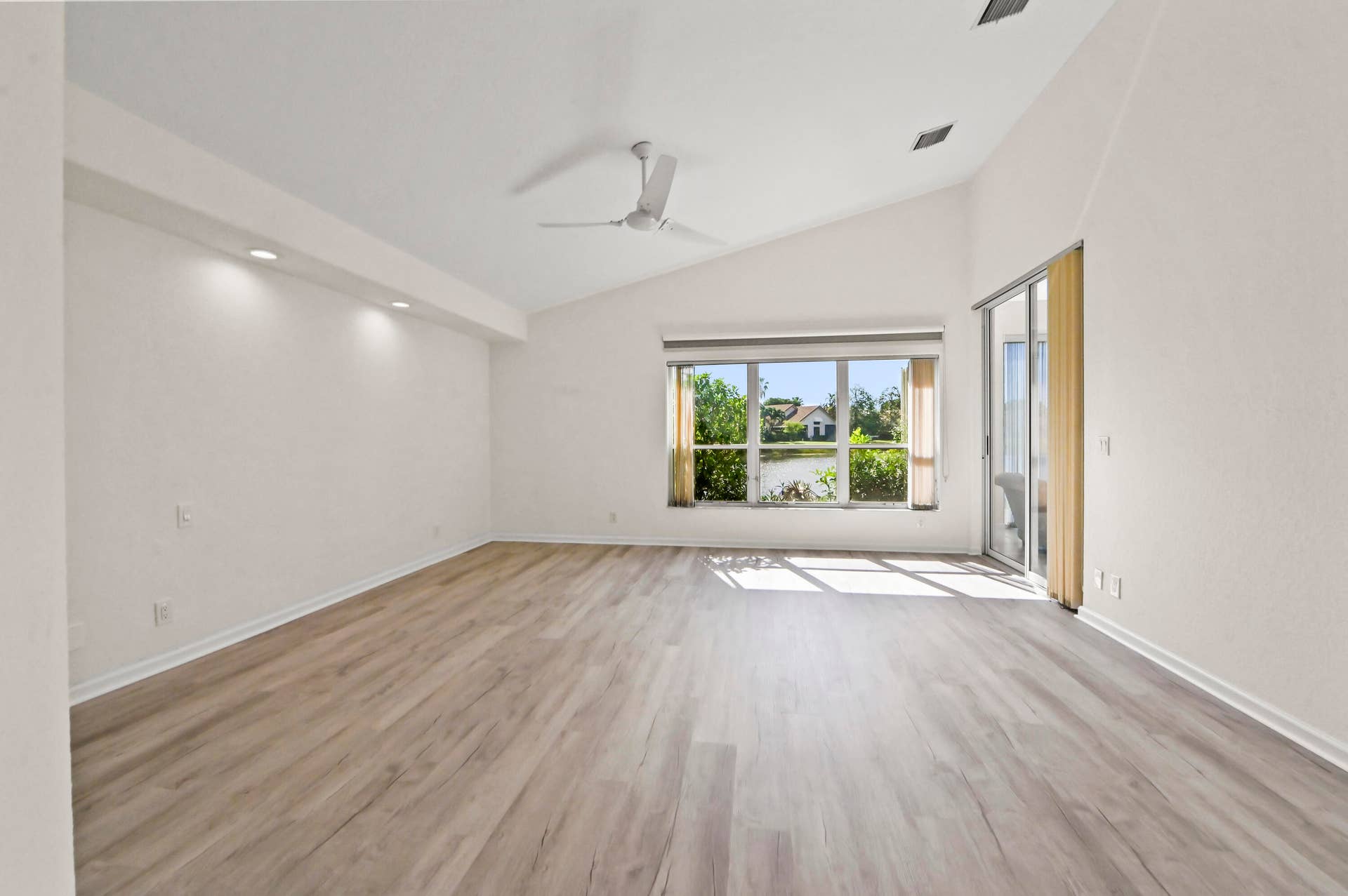 6226 Water Lilly Lane, Boynton Beach, FL 33437 30 Bedroom 01