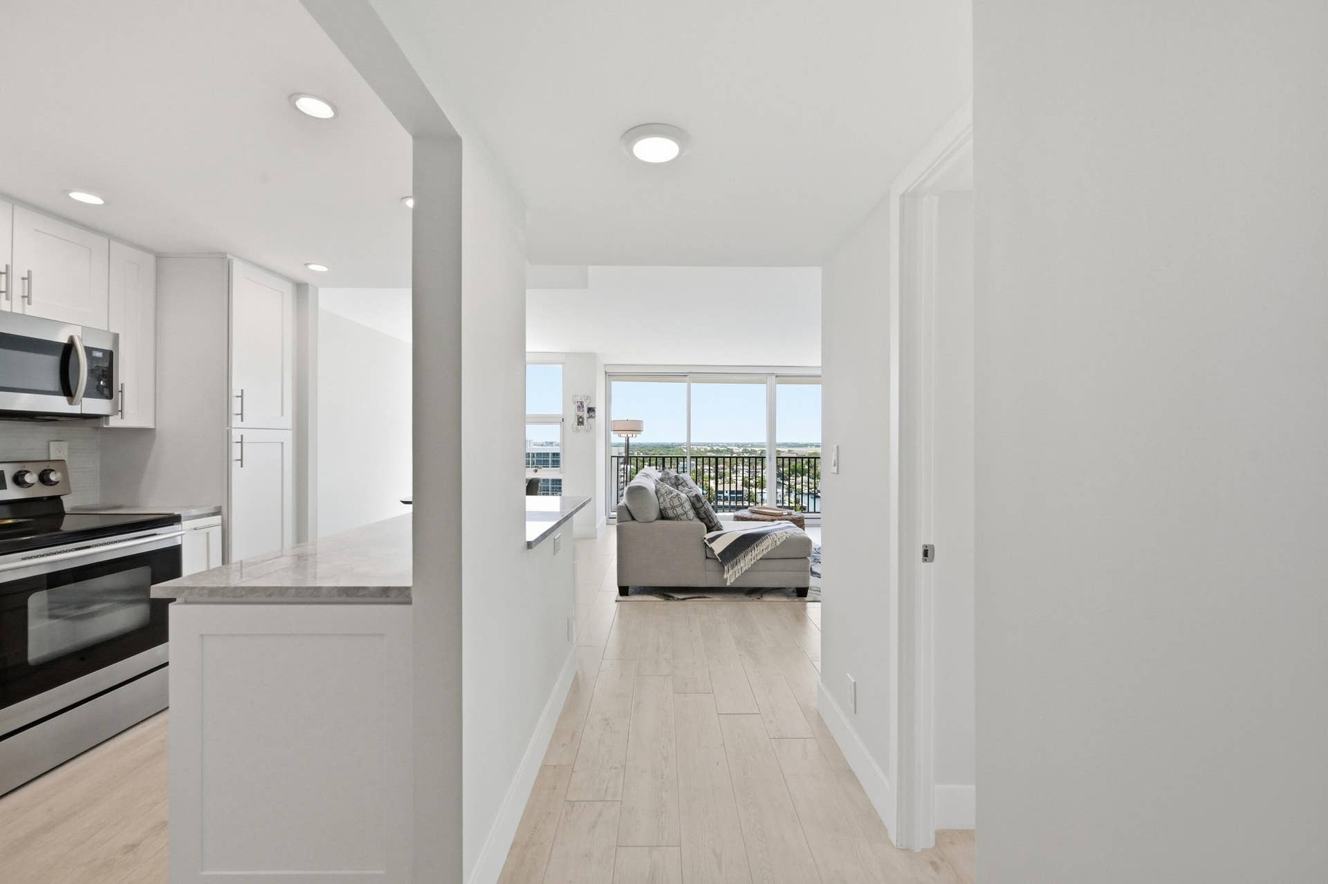 531 N Ocean Boulevard, #1601, Pompano Beach, Pompano Beach, FL 33062 01_005_dsc_3753