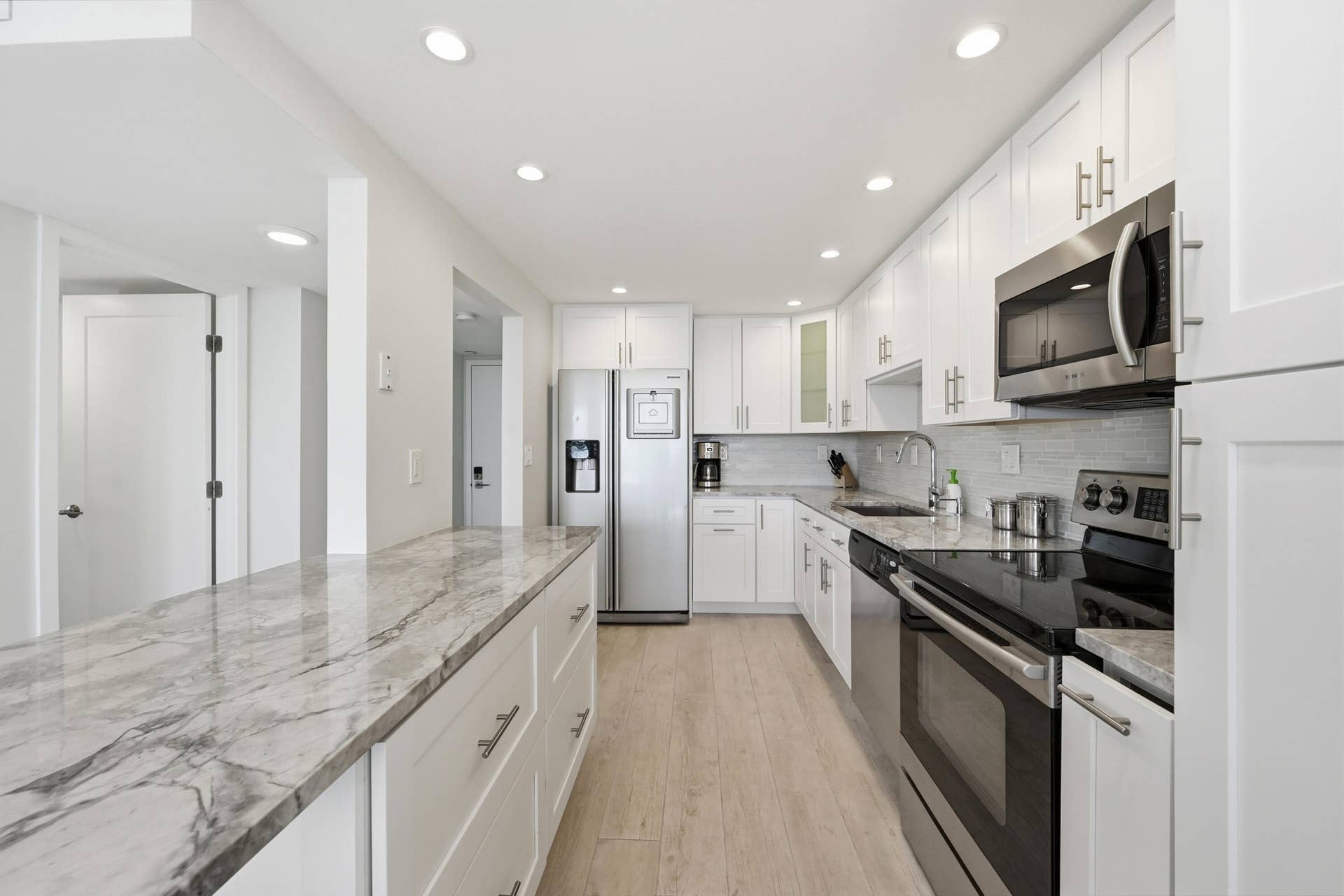 531 N Ocean Boulevard, #1601, Pompano Beach, Pompano Beach, FL 33062 06_007_dsc_3763