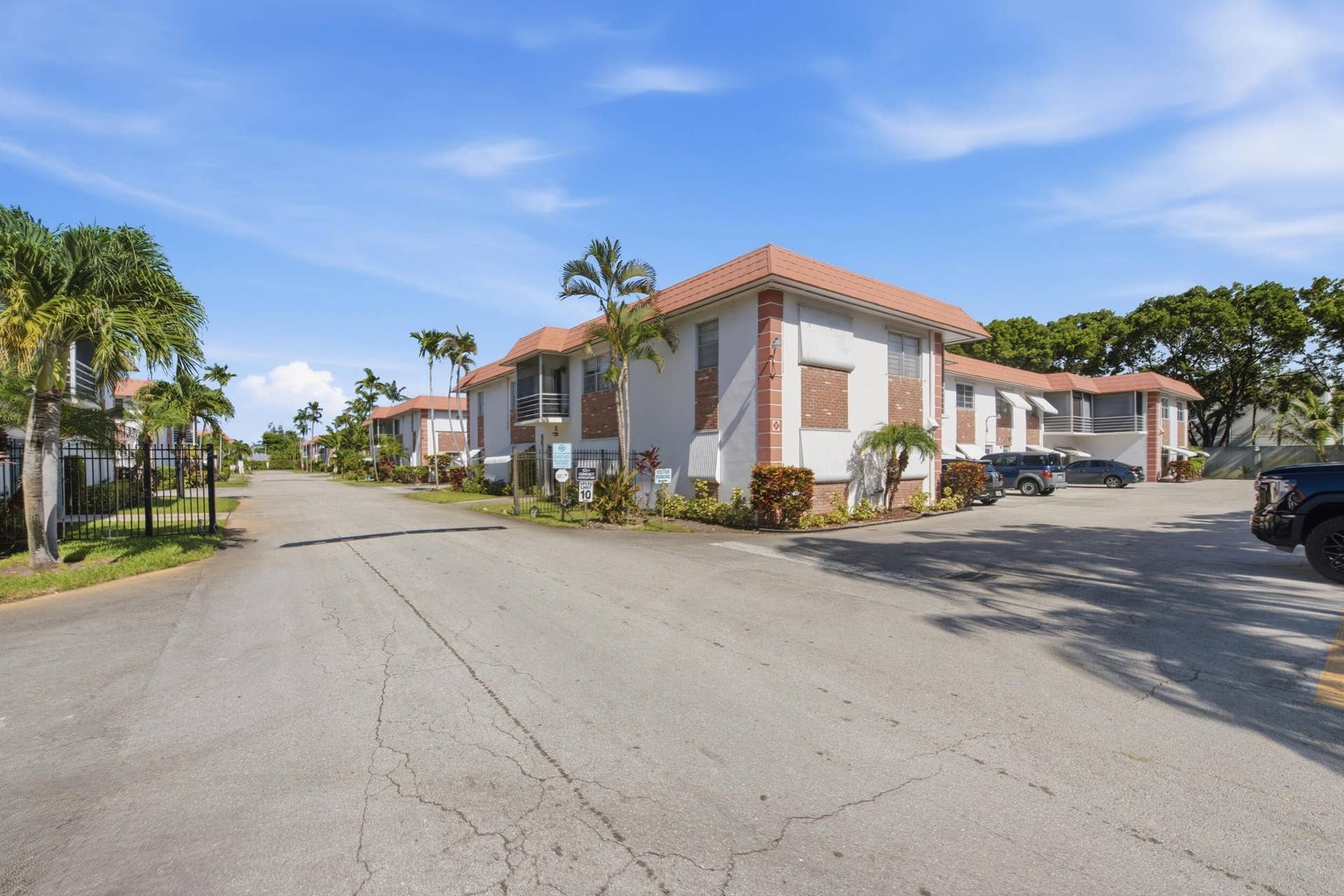 3550 NW 8th Avenue, #812, Pompano Beach, FL 33064 4__dsc8407
