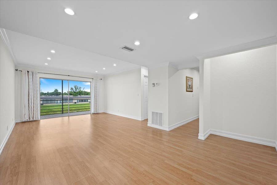 Property photo for 190 Lake Evelyn Drive, #190, West Palm Beach, FL