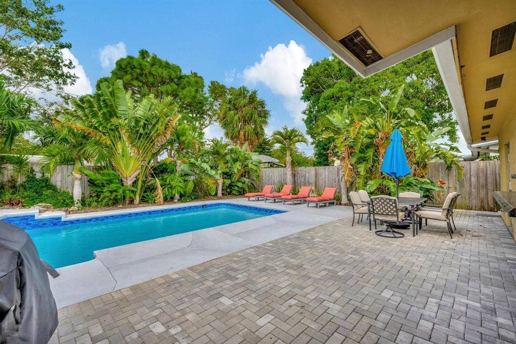 925 NE 25th Avenue, Pompano Beach, FL 33062 p37