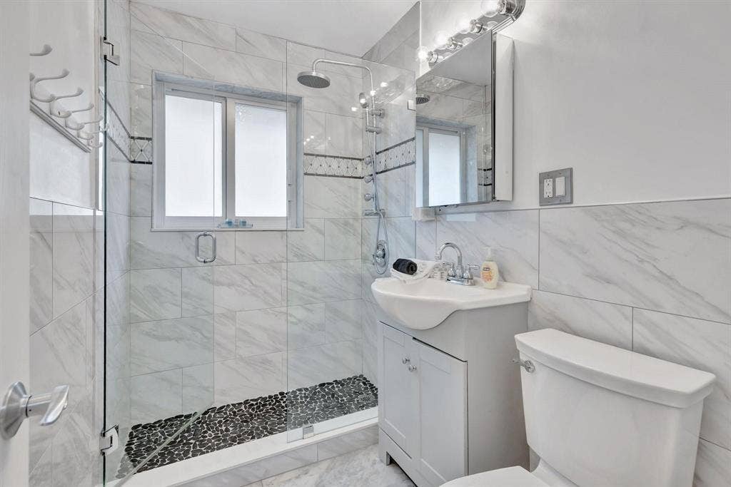 925 NE 25th Avenue, Pompano Beach, FL 33062 p27