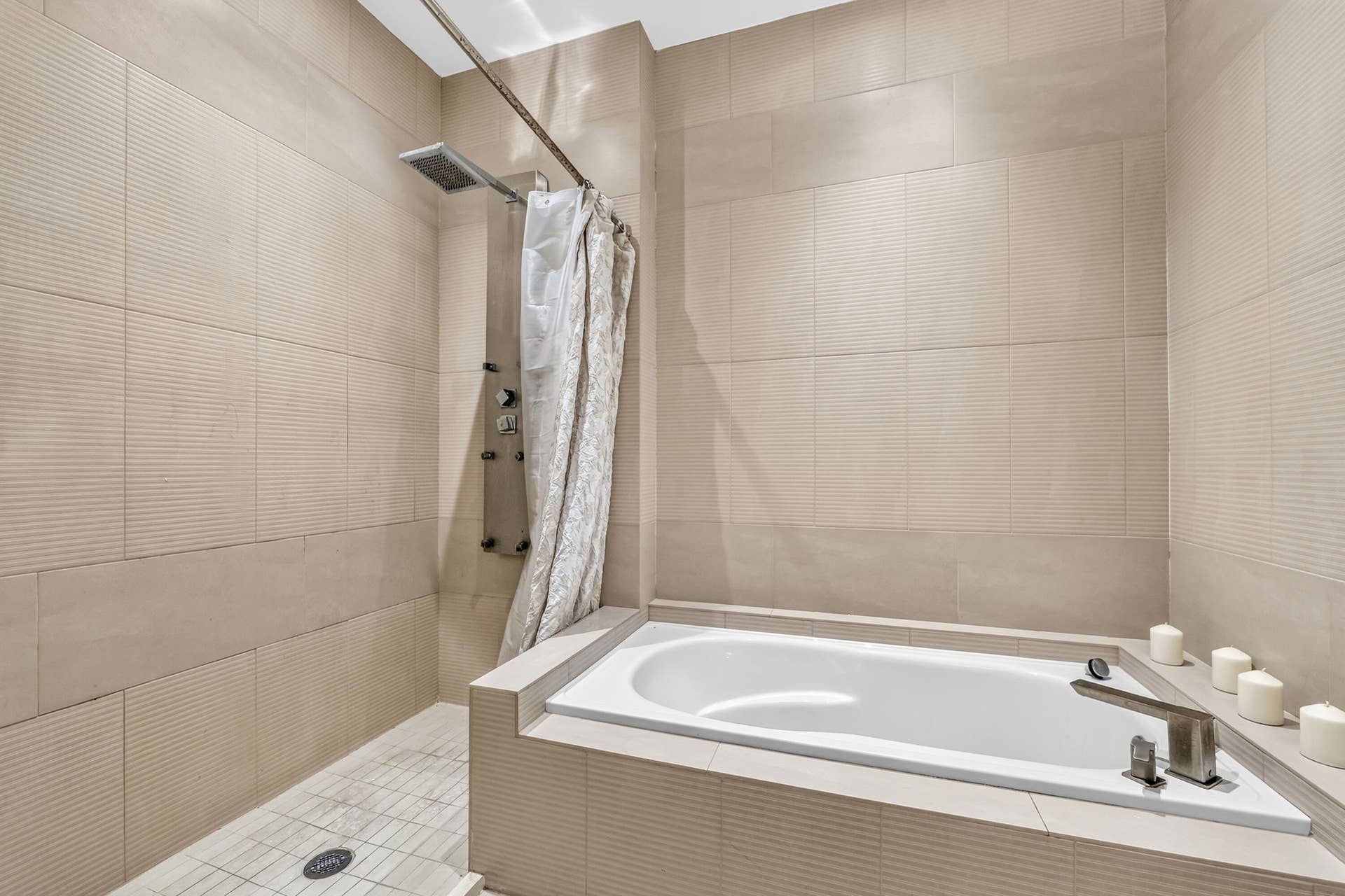 8956 Collins Avenue, #4, Surfside, Surfside, FL 33154 Primary Bathroom
