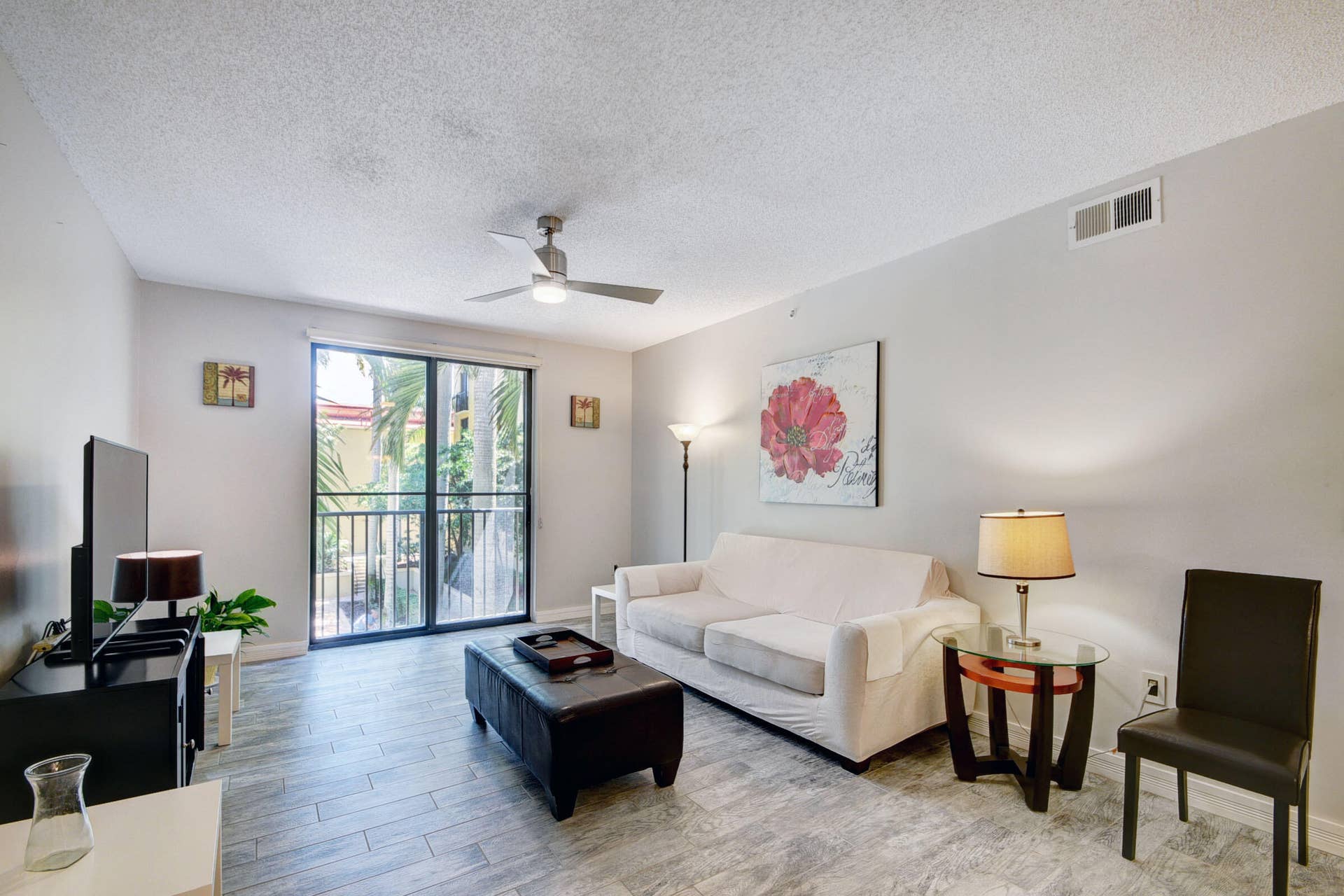 720 S Sapodilla Avenue, #208, West Palm Beach, FL 33401 10_apartment (10)