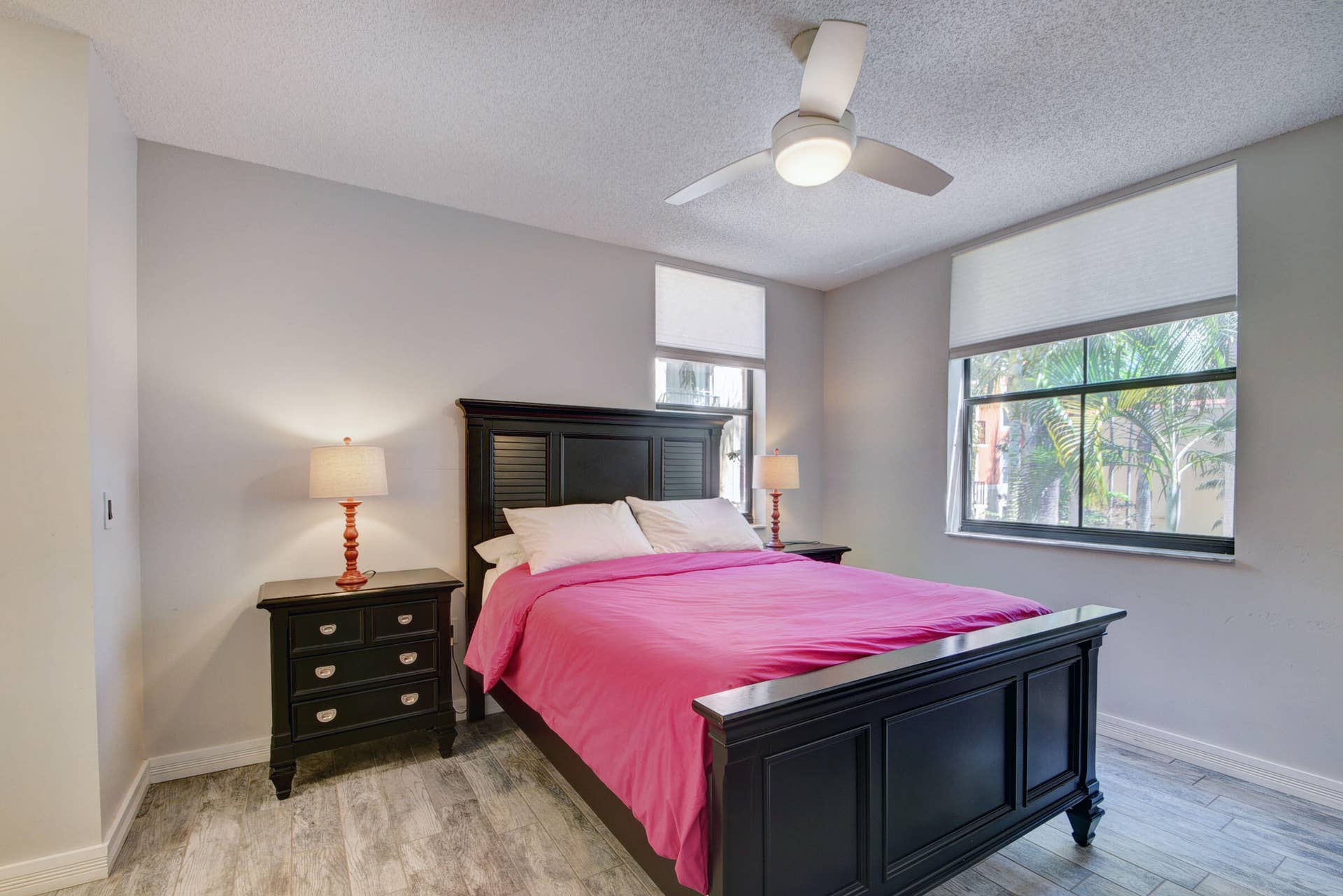 720 S Sapodilla Avenue, #208, West Palm Beach, FL 33401 17_apartment (17)