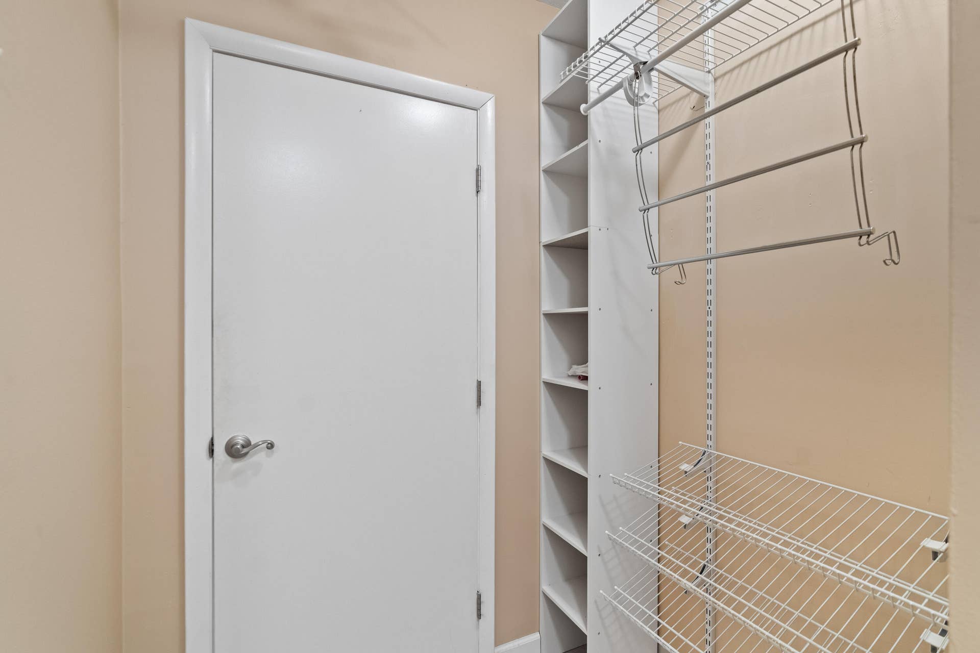 8666 Bella Vista Drive, #111, Boca Raton, FL 33433 Primary bedroom walk-in closet
