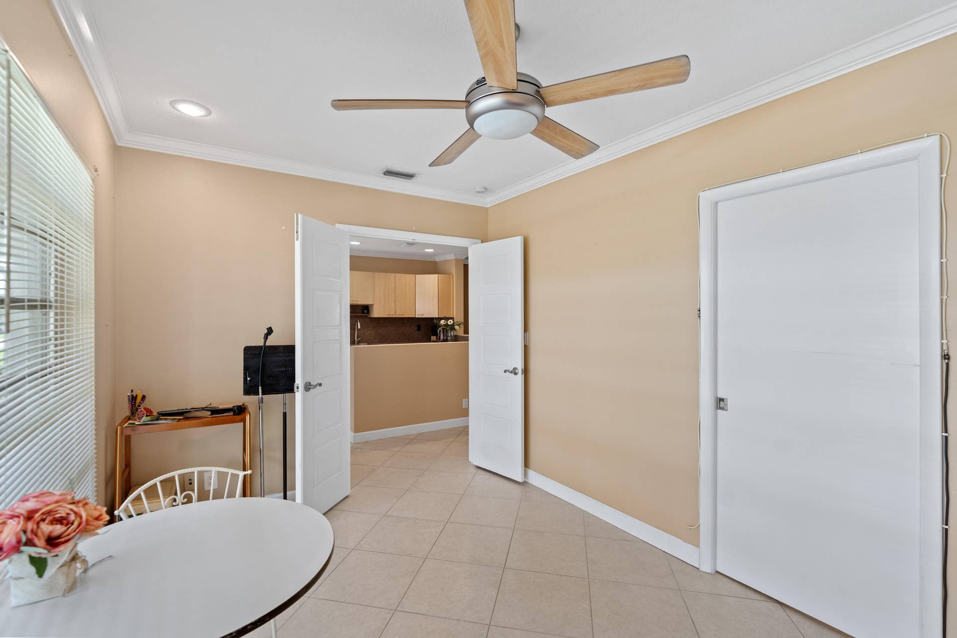 8666 Bella Vista Drive, #111, Boca Raton, FL 33433 Spare bedroom, office or den