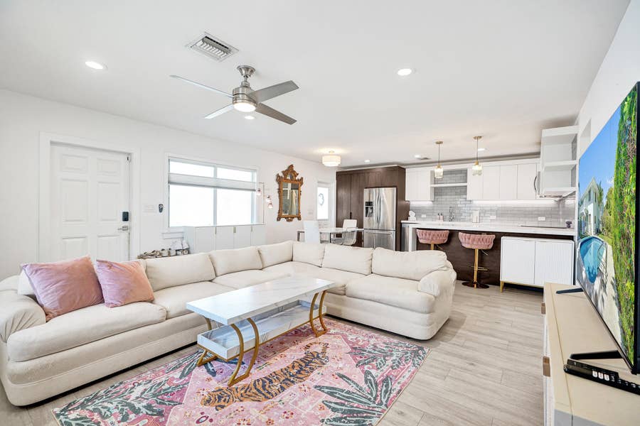 Property photo for 2050 NE 39th Street, #101, Fort Lauderdale, FL