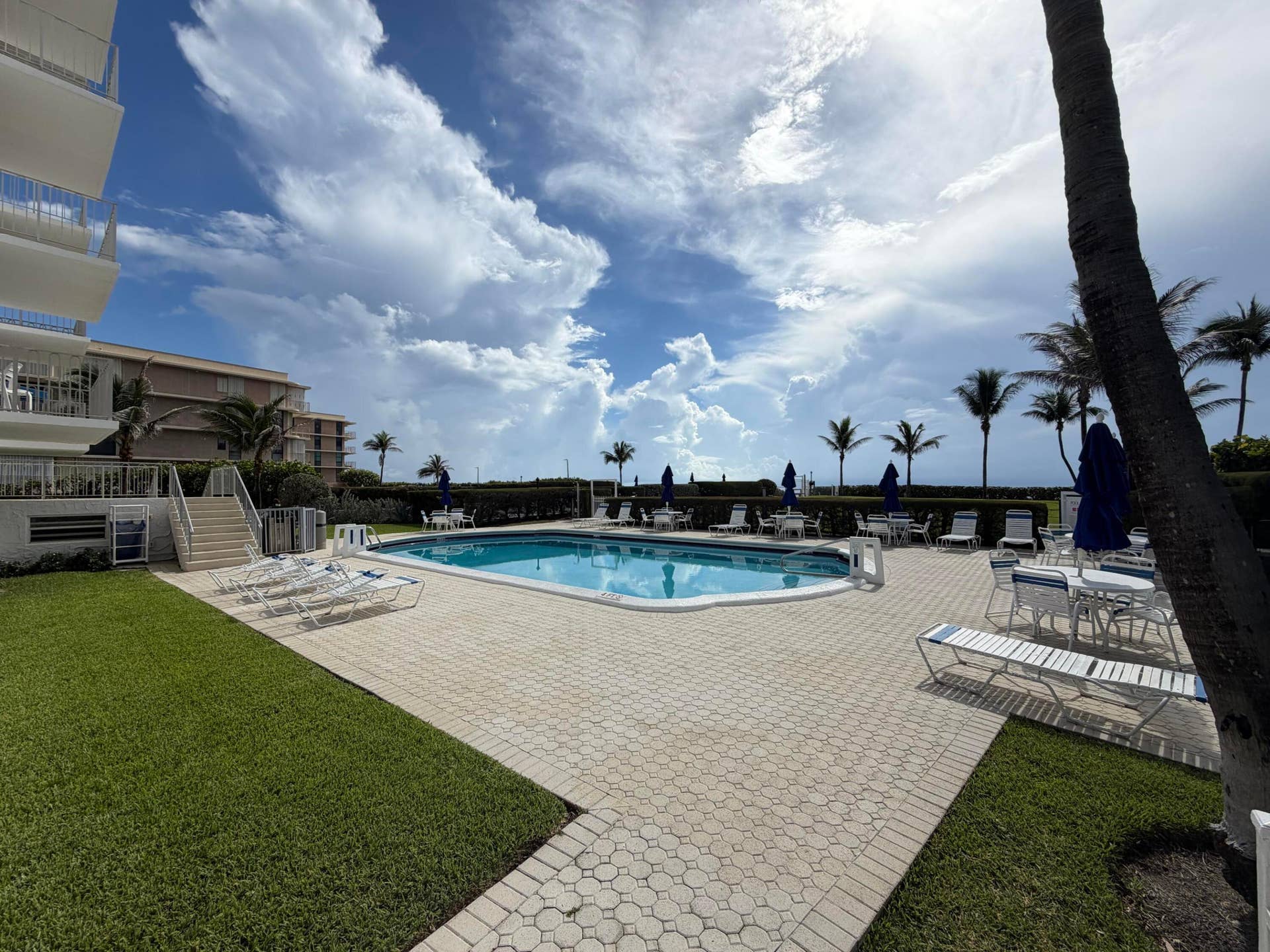 3230 S Ocean Boulevard, #C205, Palm Beach, Palm Beach, FL 33480 pool 1