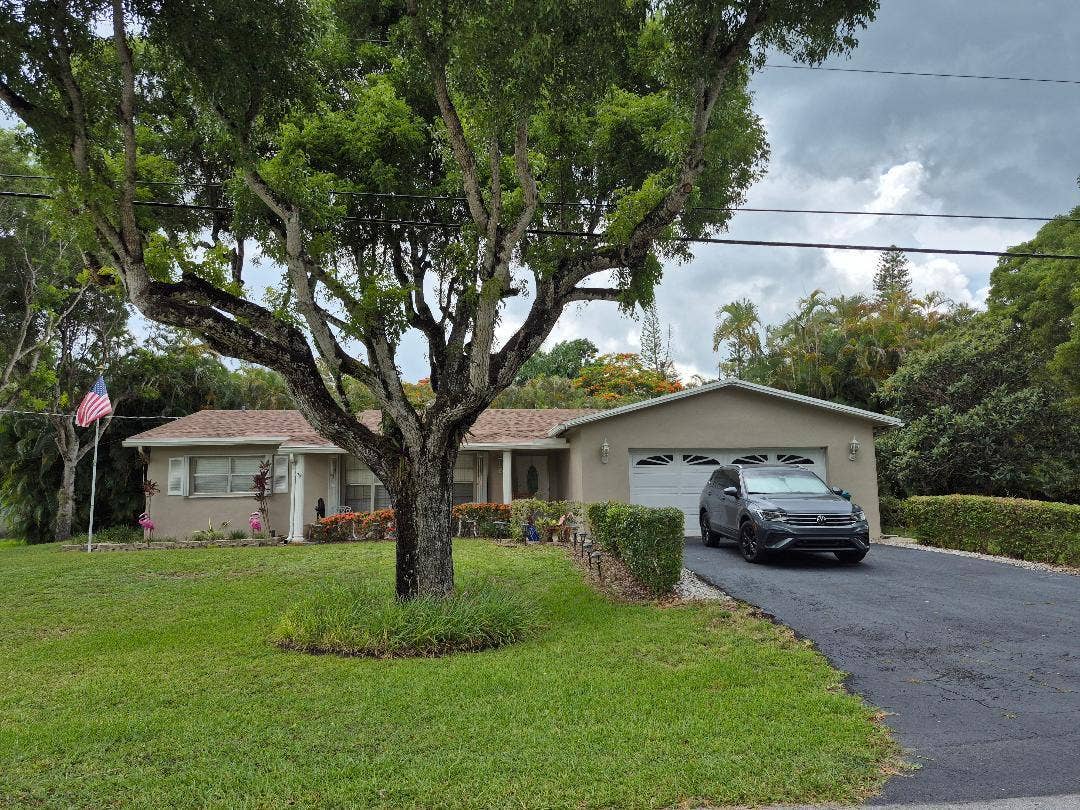 11500 SW 3rd Street, Plantation, FL 33325 exterior front