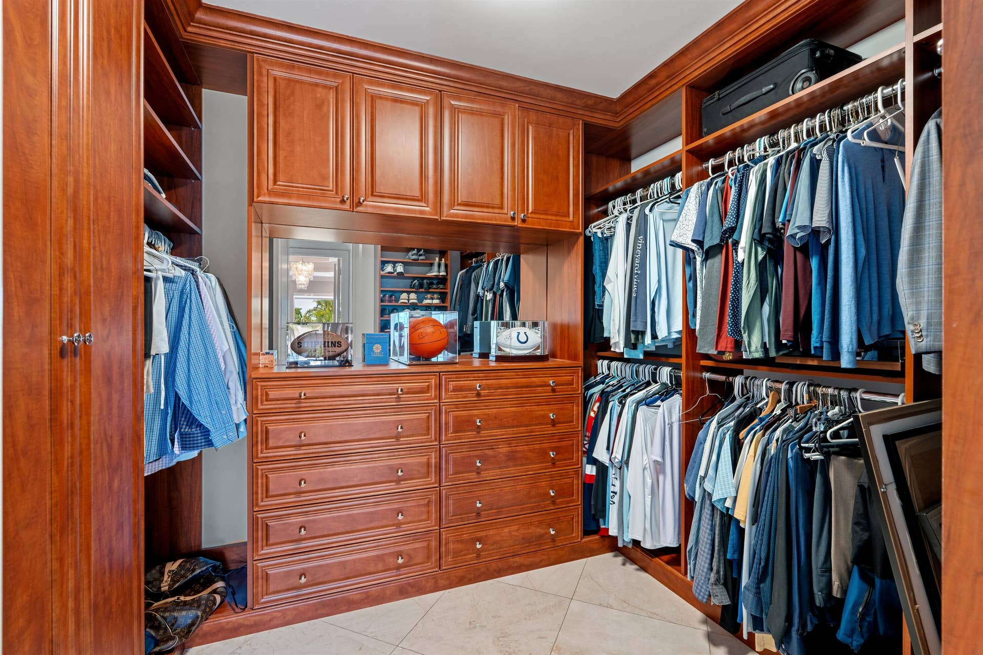 2320 NE 34th Court, Lighthouse Point, FL 33064 PRIMARY_CLOSET_1