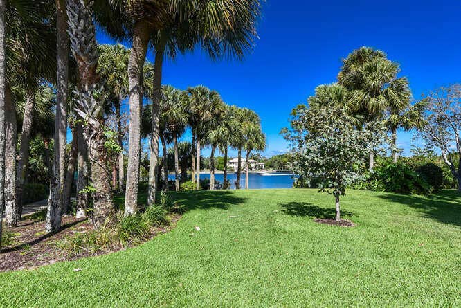 2601 Marina Isle Way Apt 303-small-030-0