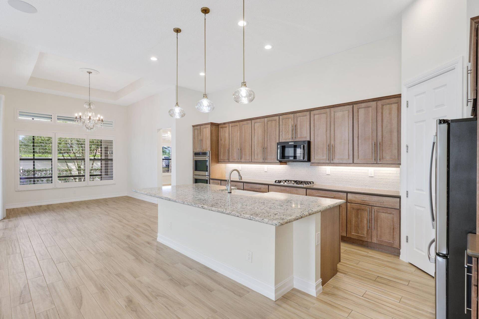 Kitchen / Dining