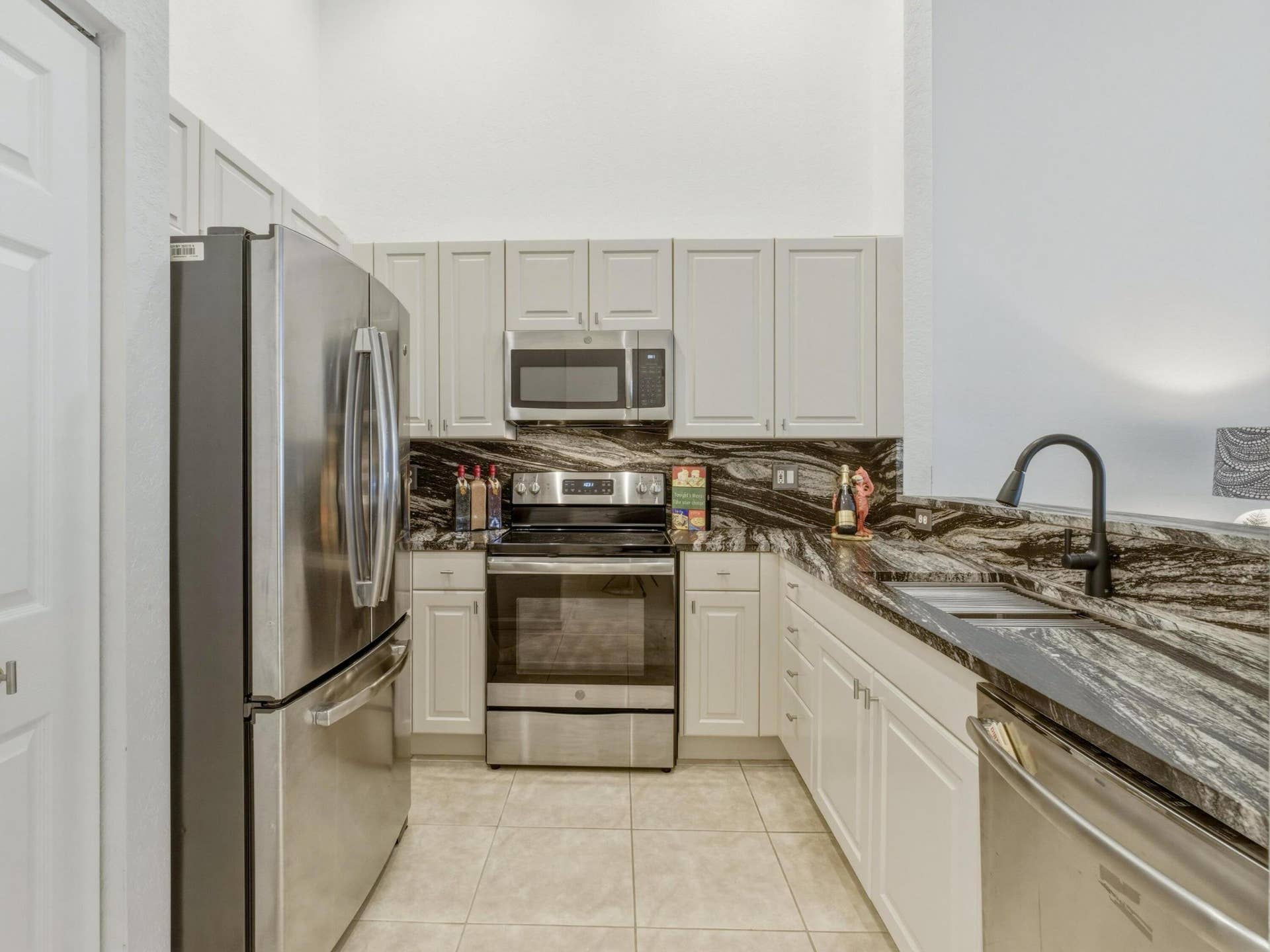 308 Coral Trace Court, Delray Beach, FL 33445 Kitchen