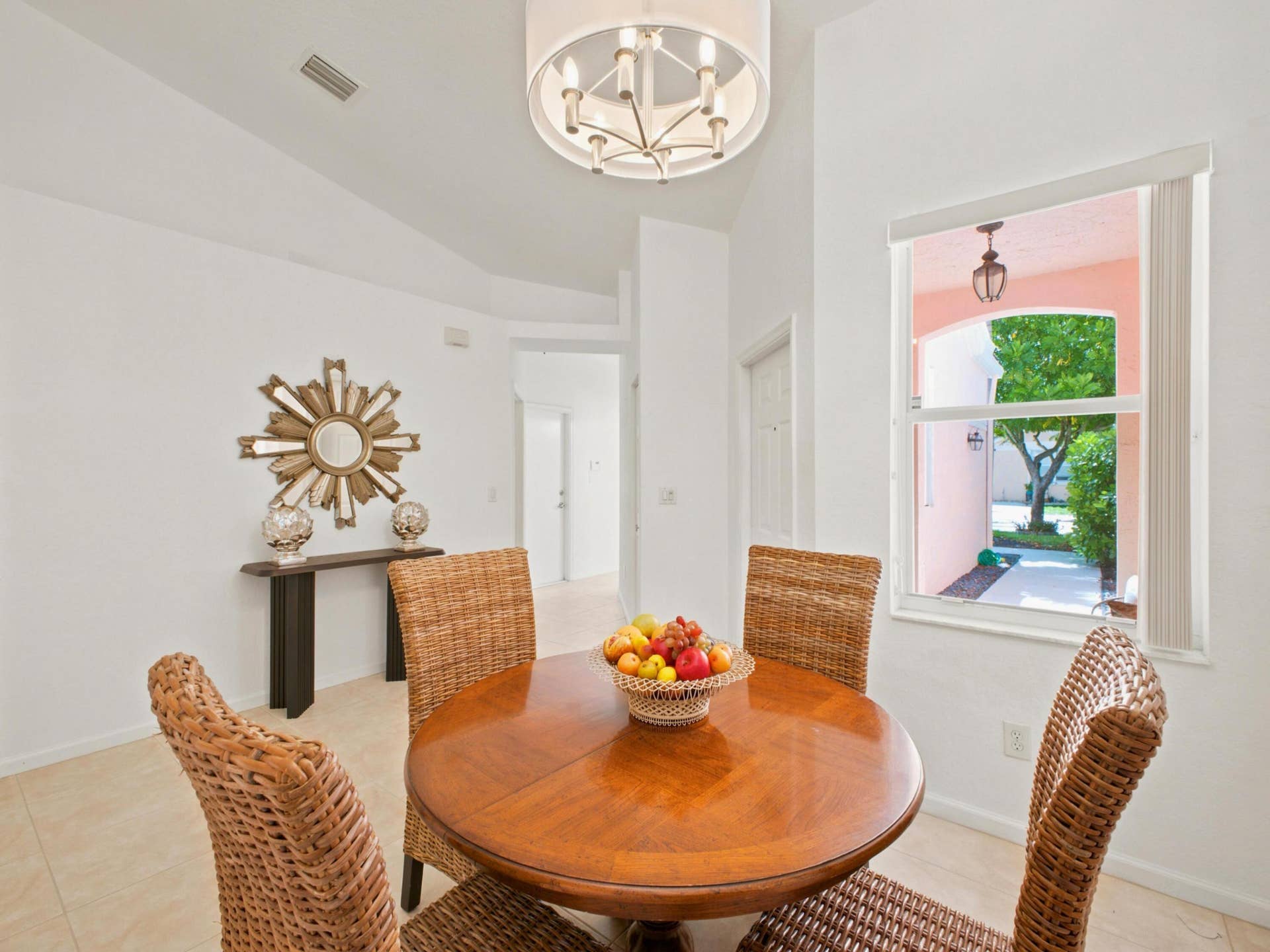 308 Coral Trace Court, Delray Beach, FL 33445 Dining